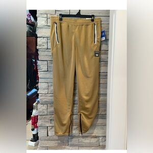 NWT NBA Freethrow Warm Up Sweatpants Pants Gold L NBA Logo Zip Ankles Pockets